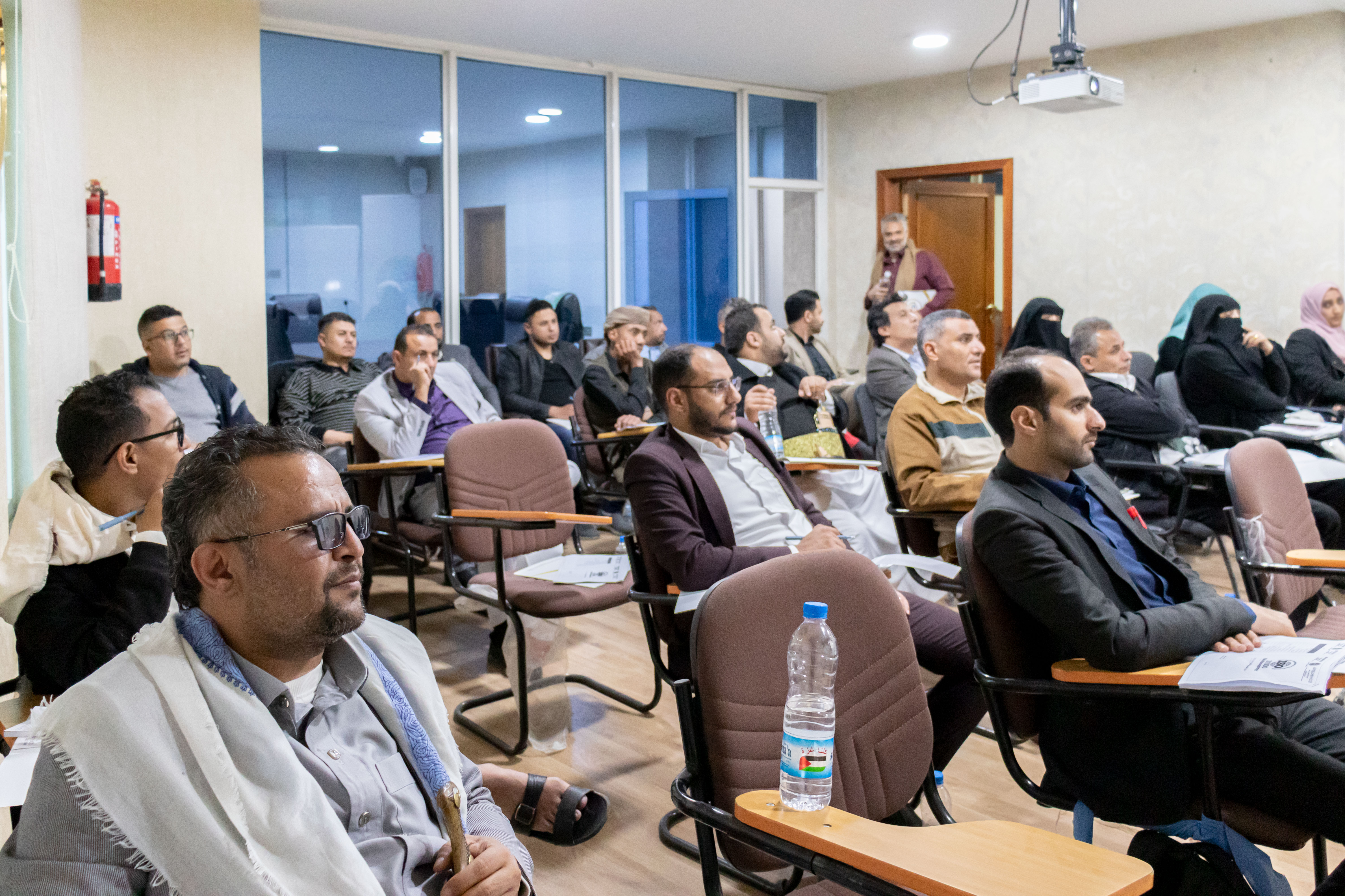 البنك الأهلي اليمني يعزز كفاءات موظفيه بدورة تدريبية متخصصة في إدارة المخاطر